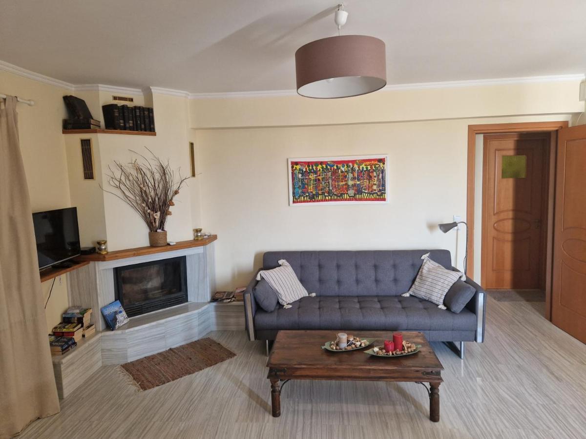 V For The View Apartment Patras Bagian luar foto