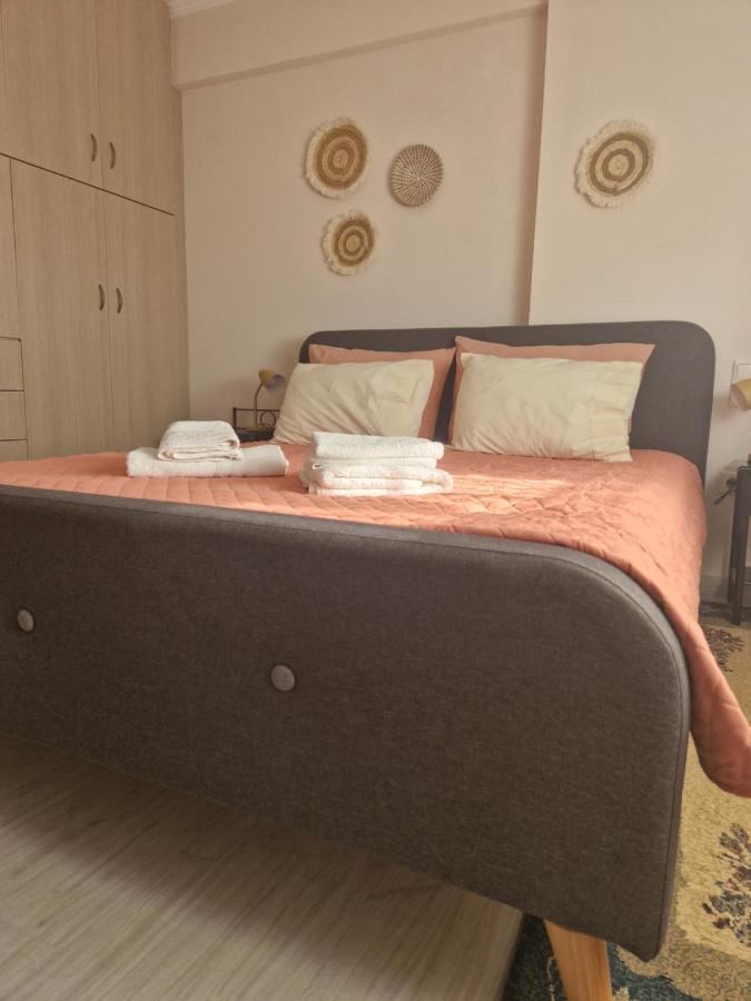 V For The View Apartment Patras Bagian luar foto