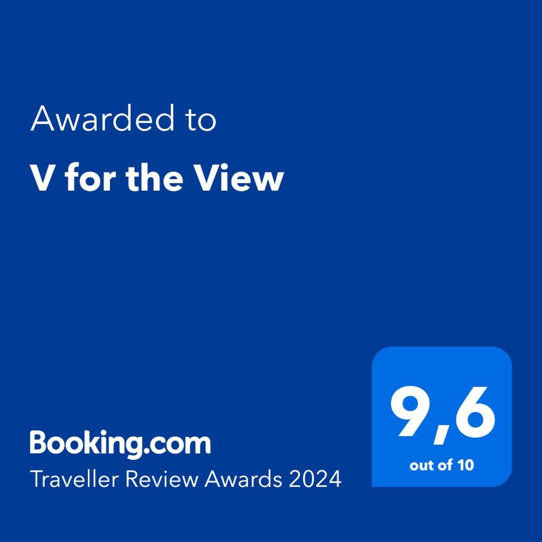 V For The View Apartment Patras Ruang foto