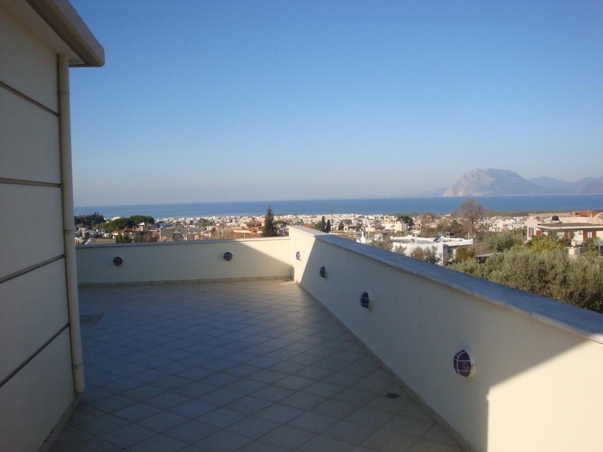V For The View Apartment Patras Bagian luar foto