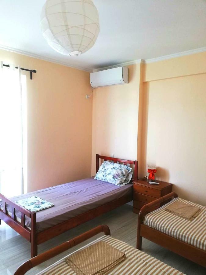 V For The View Apartment Patras Bagian luar foto