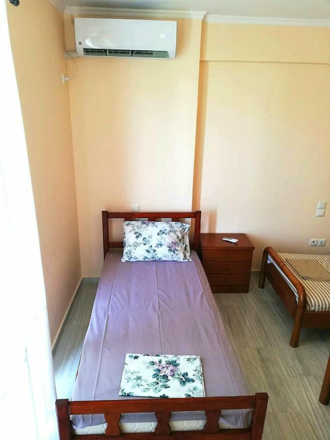 V For The View Apartment Patras Bagian luar foto